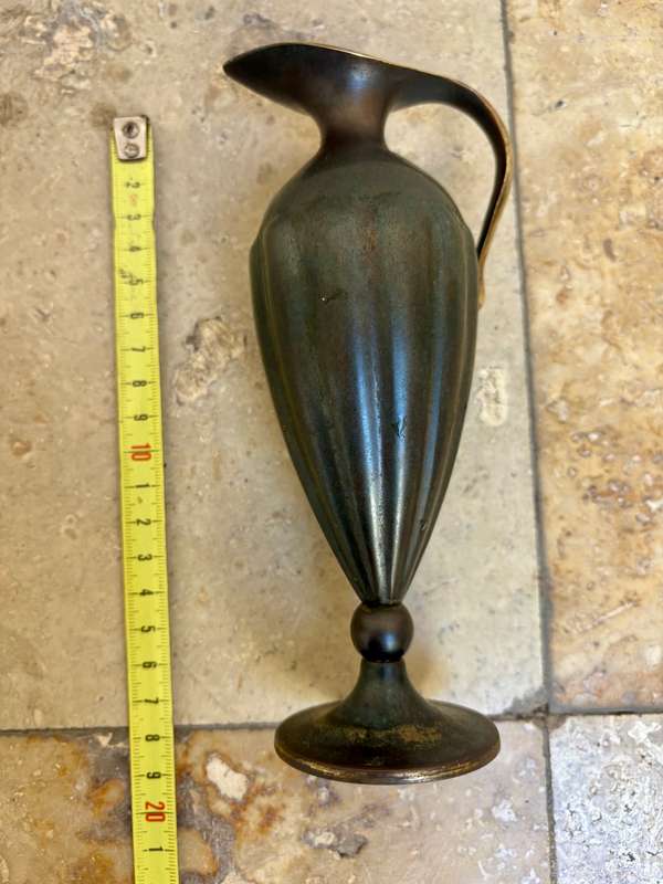 Vintage heavy bronze judaica oil jug by pall bell in Israel classical style 1950s