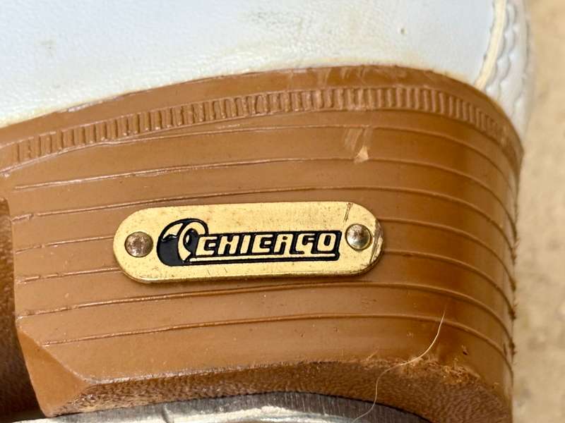 Vintage chigago roller skates premium 4 wheeler white leather ladies us 6 eur 37