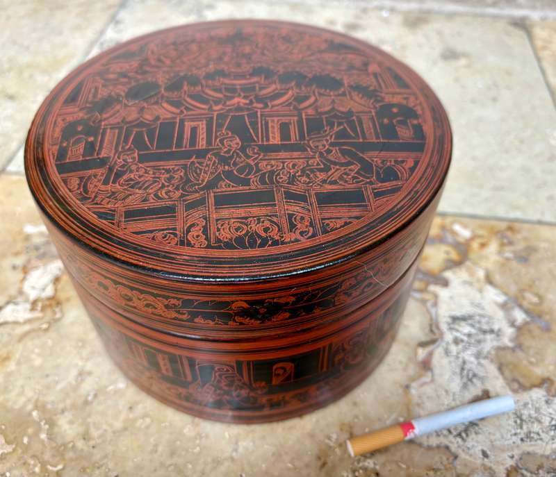 Antique Lacquer Betel Nut Box Burmese box Burma with bowl