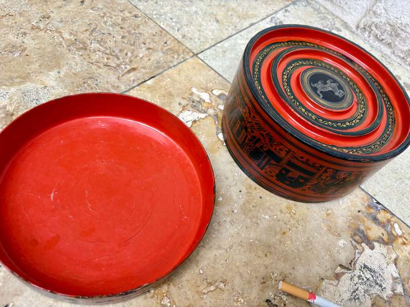 Antique Lacquer Betel Nut Box Burmese box Burma with bowl