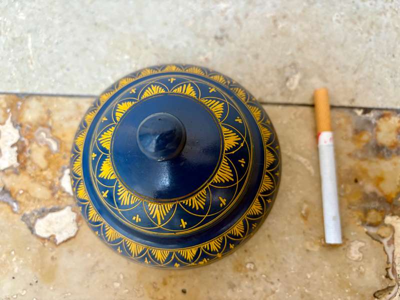 Vintage retro wooden lidded oriental trinket box 1960