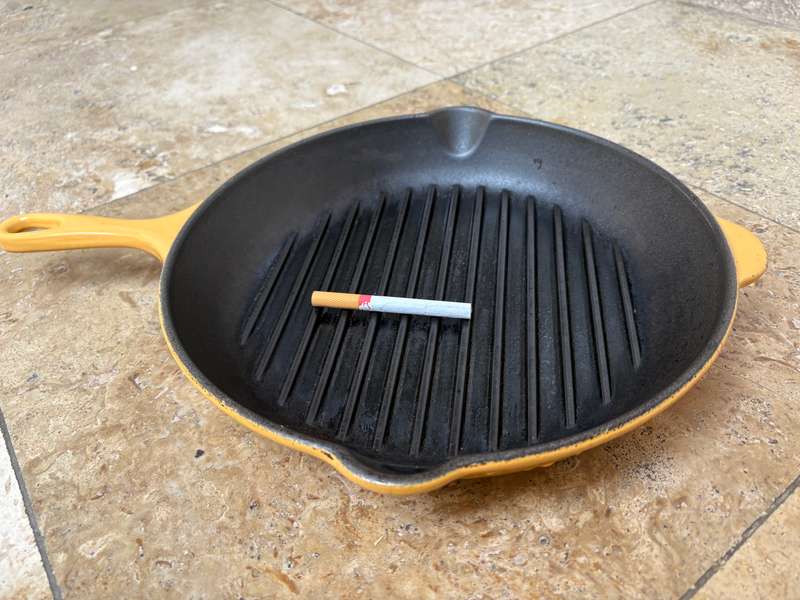 Le  Creuset Pan cast iron enamel 26 cm round yellow
