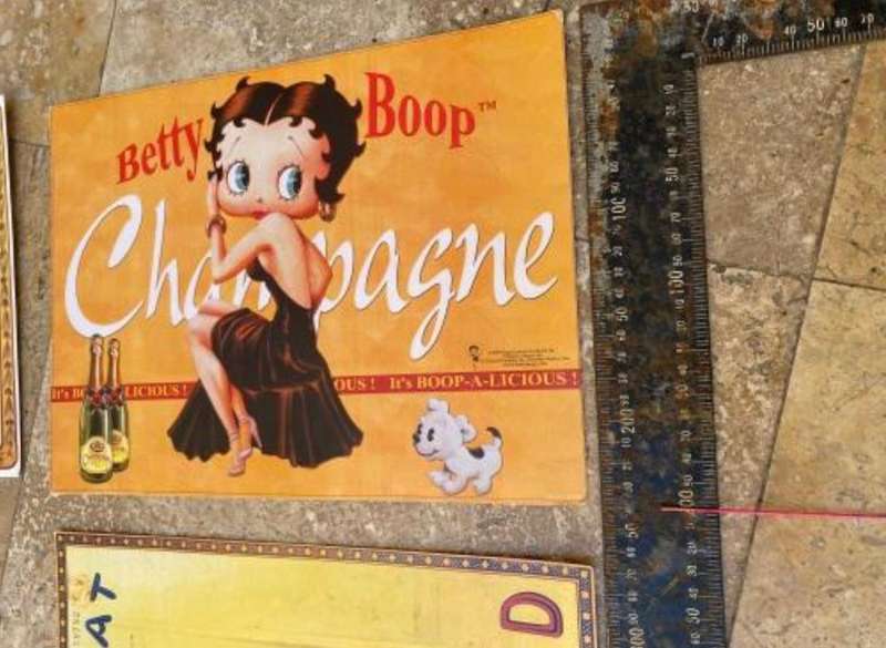 vintage Betty boop , Huile d olive , chocolat suchard poster lot of 3
