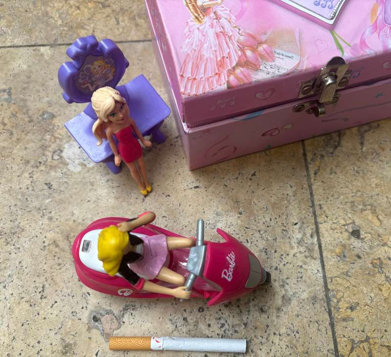 Mattel Barbie scooter in music box plus Barbie friend