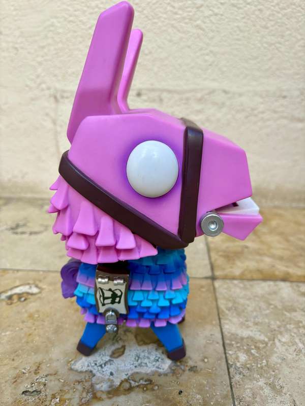 Funko pop Fortnite loot Liama 10 inch vinyl figure