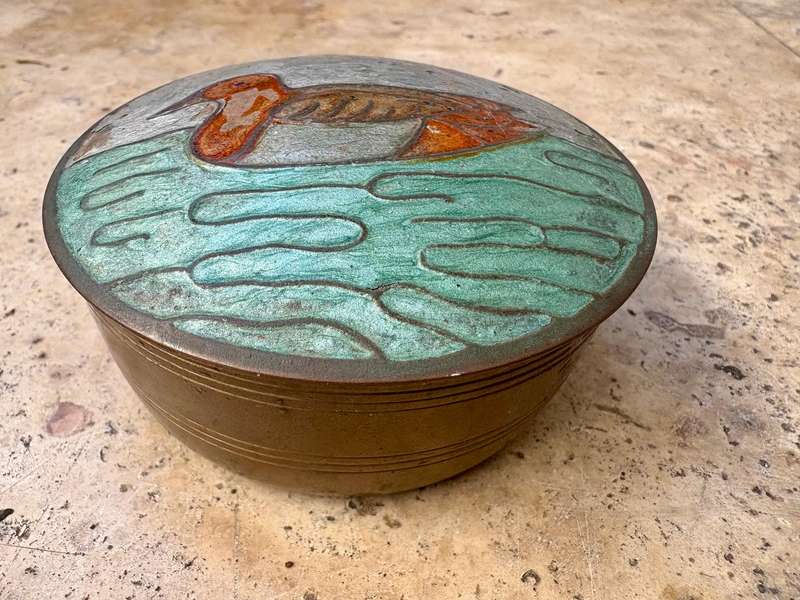 Vintage round brass trinket box etched duck on lid enamel paint