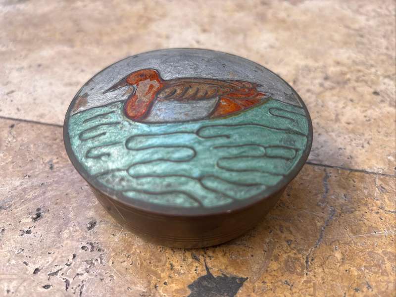 Vintage round brass trinket box etched duck on lid enamel paint