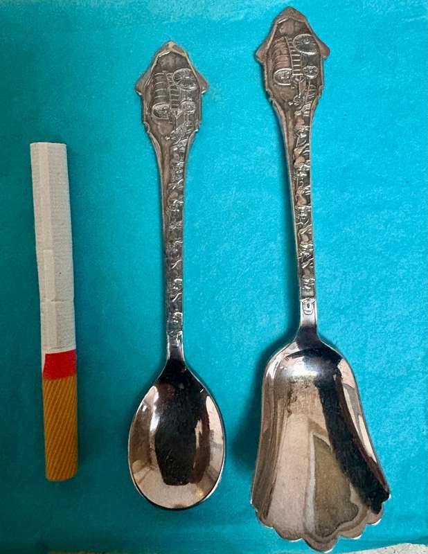 Set of 6 Voortrekker Eeufees 1838 - 1938 teaspoons  one sugar spoon boxed