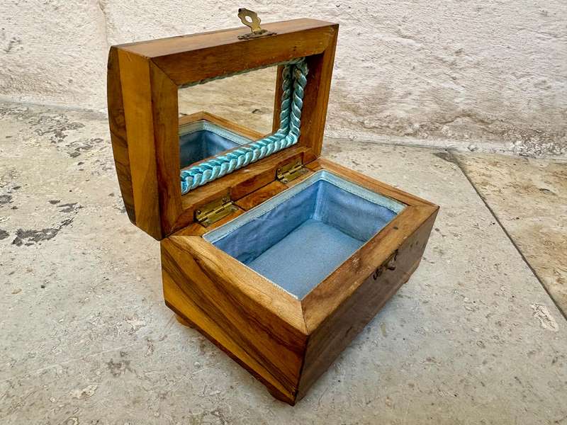 Vintage footed wood jewellery box small Spain