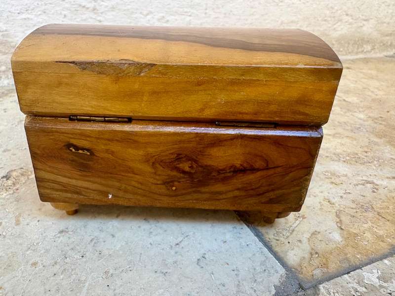 Vintage footed wood jewellery box small Spain