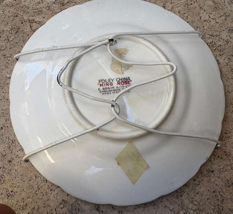 Foley China Ming rose display saucer