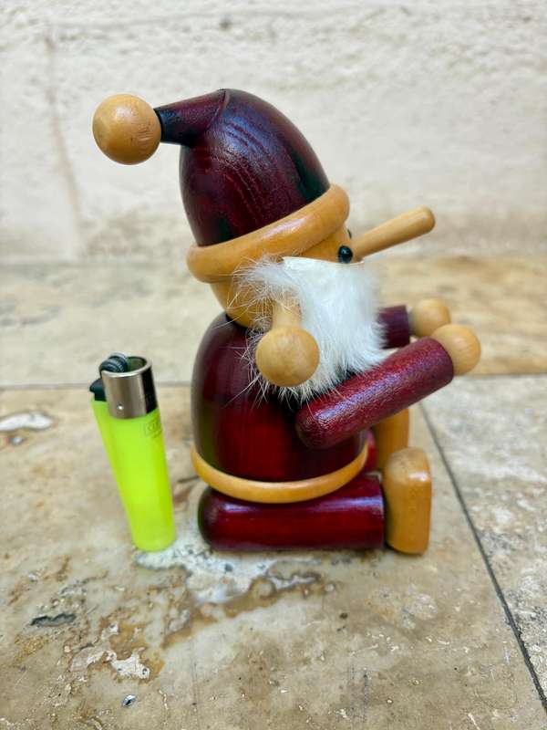 Richard Glässer / erzgebirge sitting Santa wooden figure