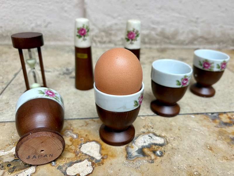 Vintage egg set breakfast set Japan with timer egg cups salt + pepper 7 piece NIB