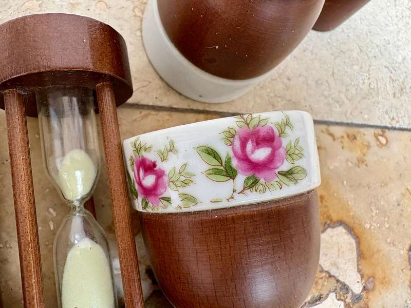 Vintage egg set breakfast set Japan with timer egg cups salt + pepper 7 piece NIB