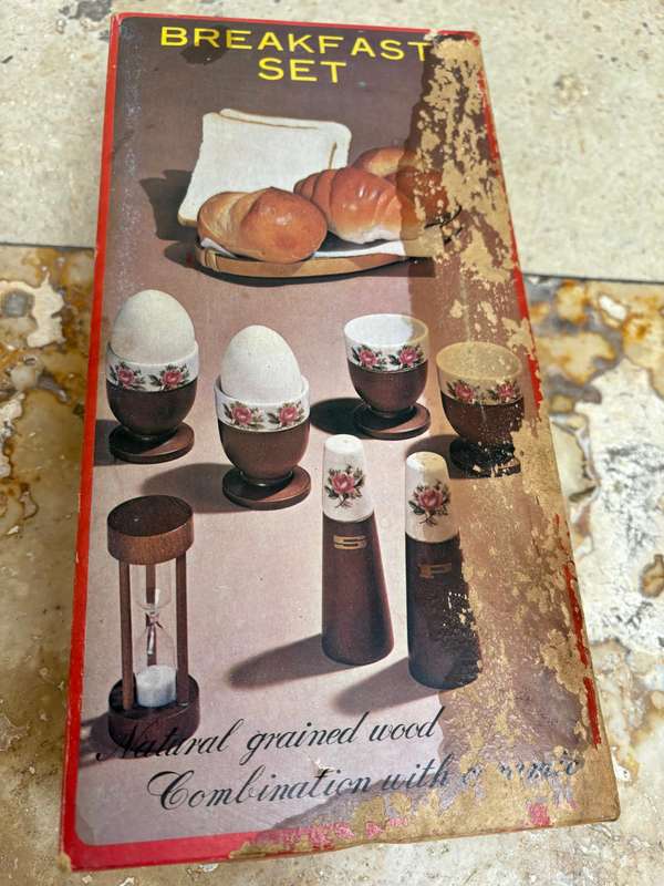 Vintage egg set breakfast set Japan with timer egg cups salt + pepper 7 piece NIB