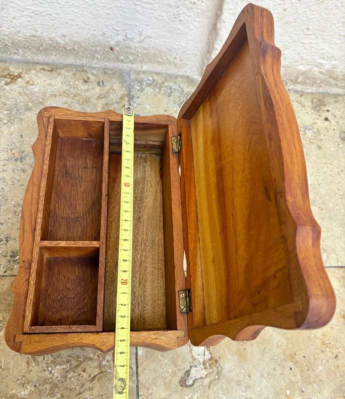 Vintage cedar wood jewellery box