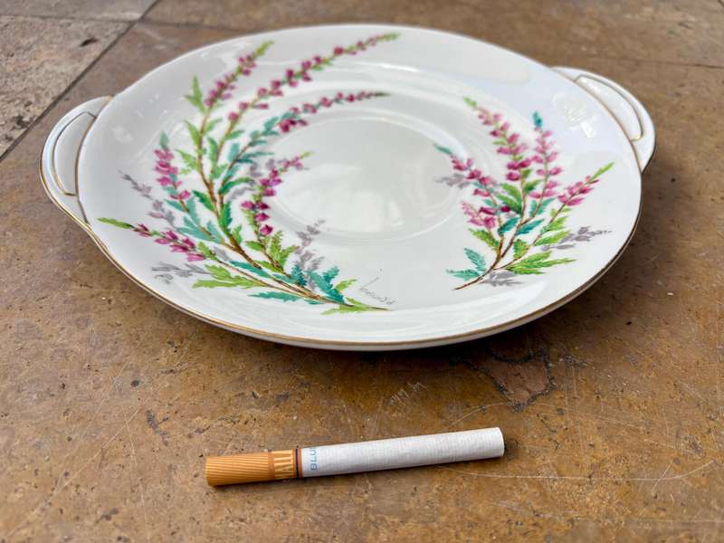 Royal Doulton Bell Heather cake plate H 4840 R 1941