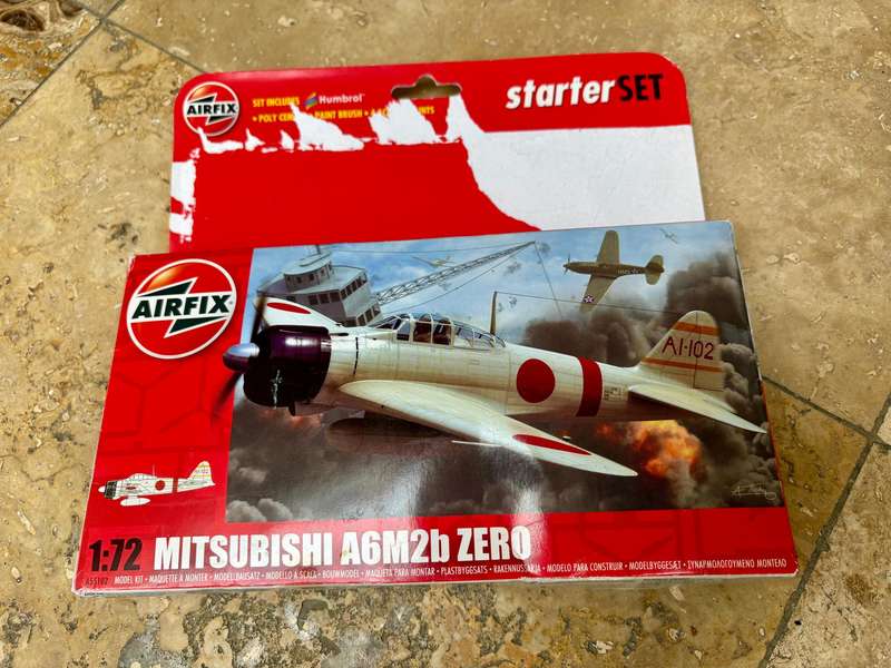 Airfix model  Mitsubishi A6M2b zero Japanese plane model 1:72