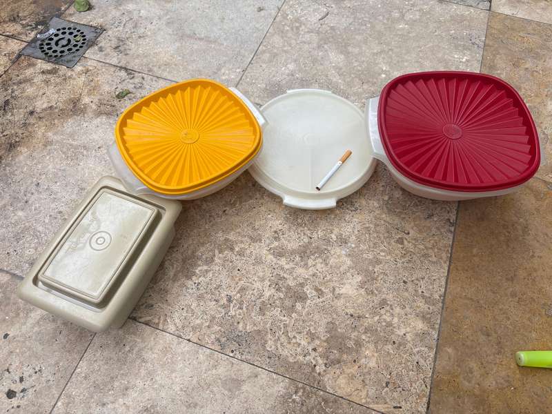 Vintage Tupperware lot of 4