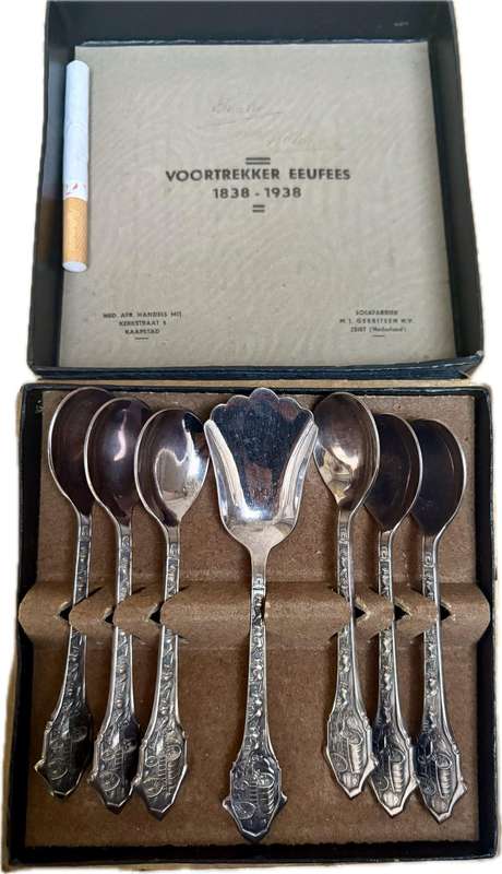 Set of 6 Voortrekker Eeufees 1838 - 1938 teaspoons  one sugar spoon boxed