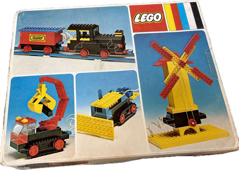 Vintage Lego 107 4.5 V motor set universal set train 1976