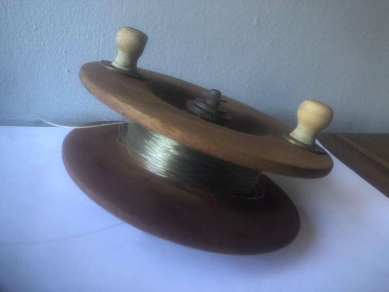 Fishing reel - Wooden with brass frame