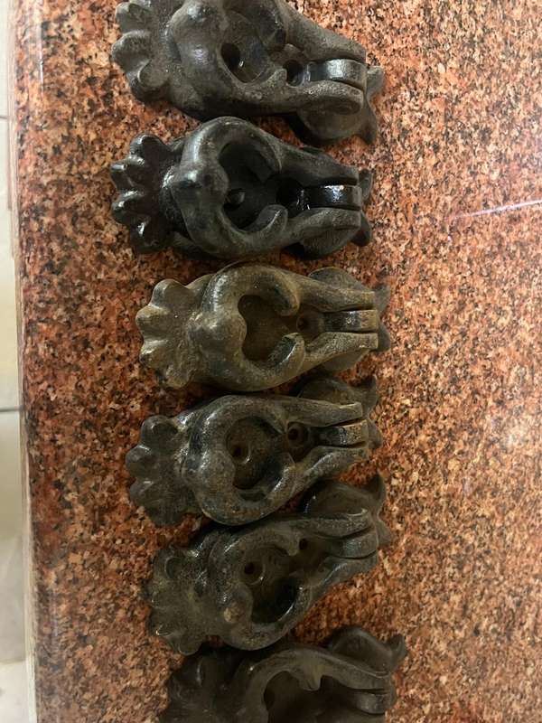 door knocker