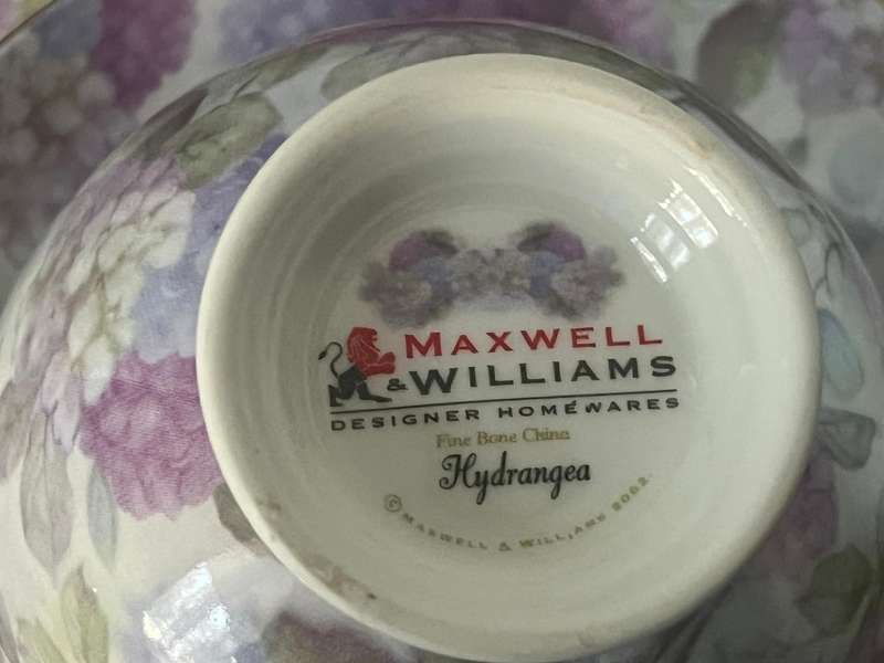 Maxwell Williams Hydrangea trio