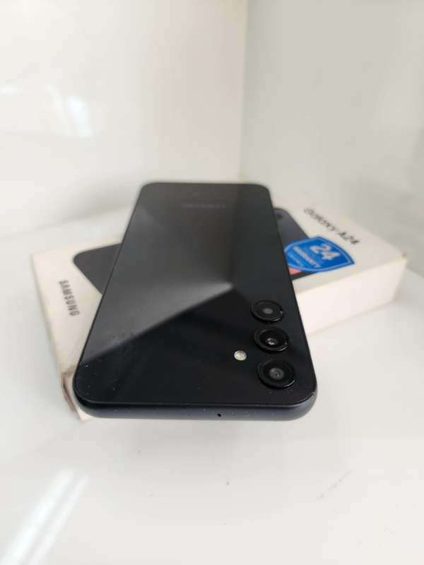 Samsung A24 128GB preowned