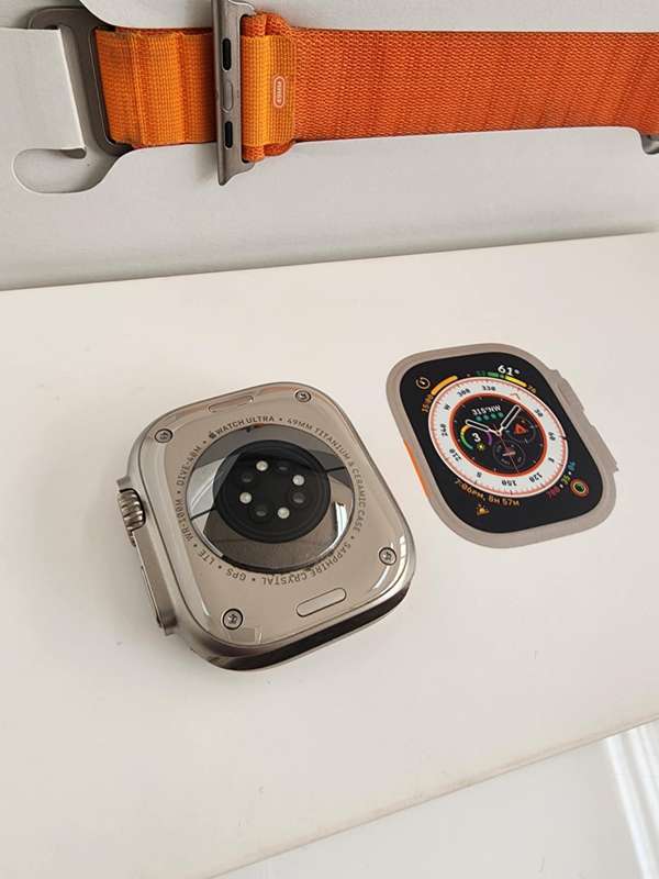 Apple watch ultra 48mm - Orange Alpine loop preowned