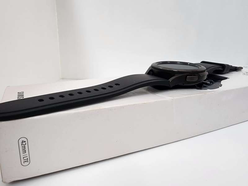Samsung Galaxy Watch 4 classic 42mm LTE preowned