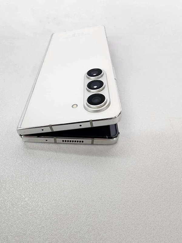 Samsung Z Fold 5 256GB preowned