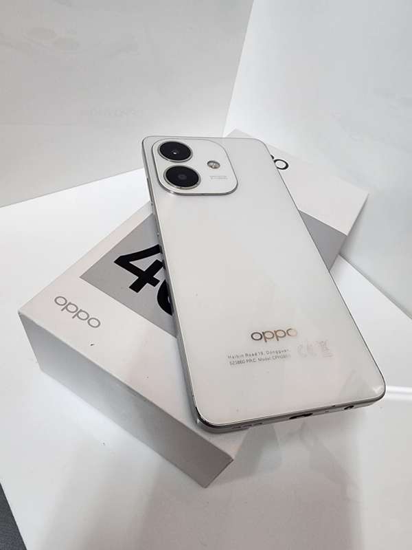 Oppo A40m 256GB preowned