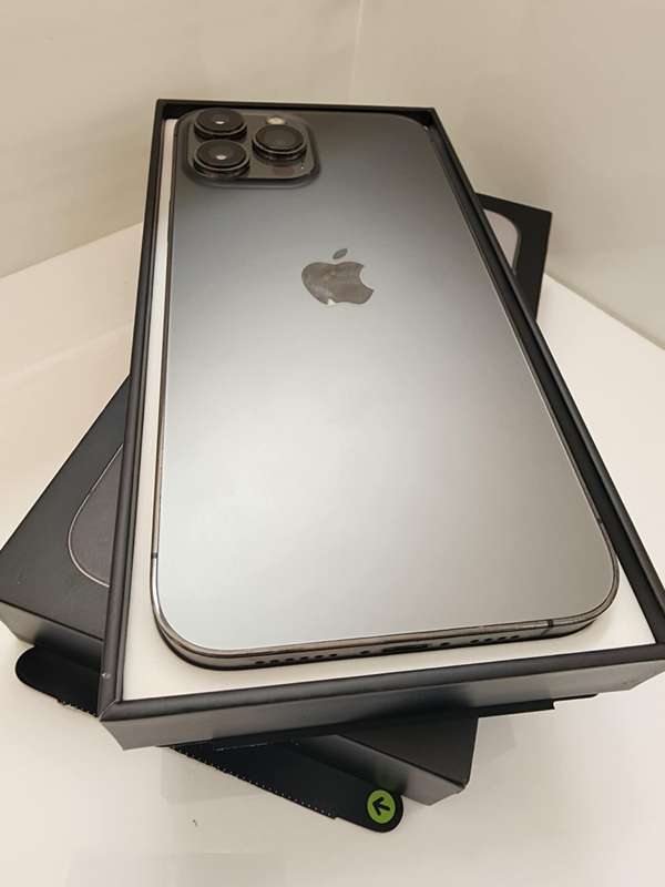 iPhone 13 Pro Max 256GB preowned