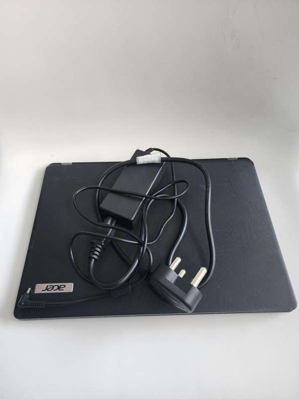 Acer Travelmate i7 10th gen laptop preowned