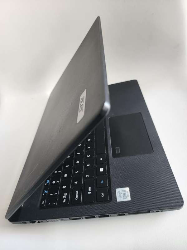 Acer Travelmate i7 10th gen laptop preowned