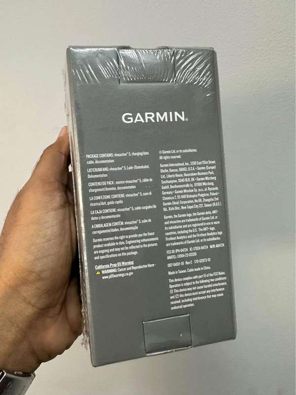 Garmin VivoActive 5 - BRAND NEW