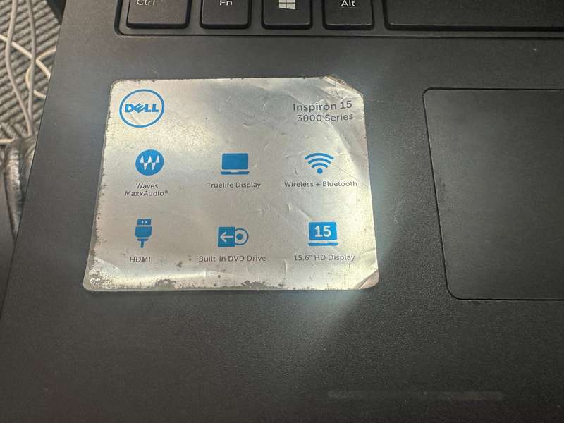 D15001-  REPAIR CLEARANCE - DELL INSPIRON 15 - Core  i3 - 4GB Ram - 500GB