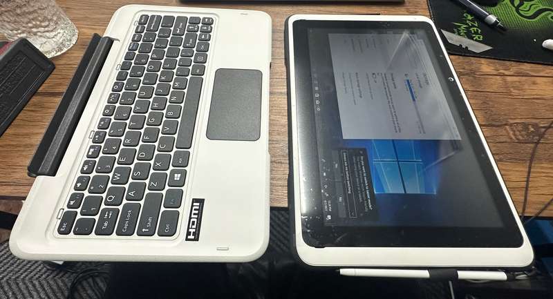 A20 - TABLET PC - INTEL ATOM- 2 GB RAM - 60 GB MEMORY