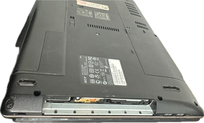 ACER -  Core i3 - 4 GB RAM - WINDOWS 10 HOME