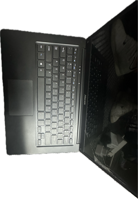 MECER Z140C- XPRESS INTEL N400 4 GB RAM