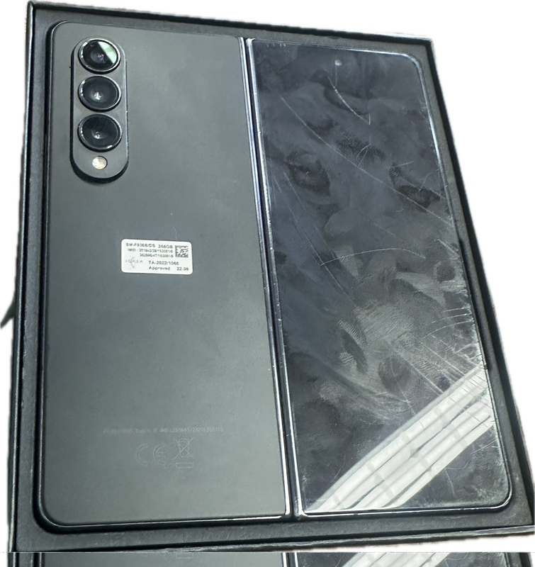 Samsung FOLD 4 256GB - Cracked inner screen- SPARES / REPAIRS