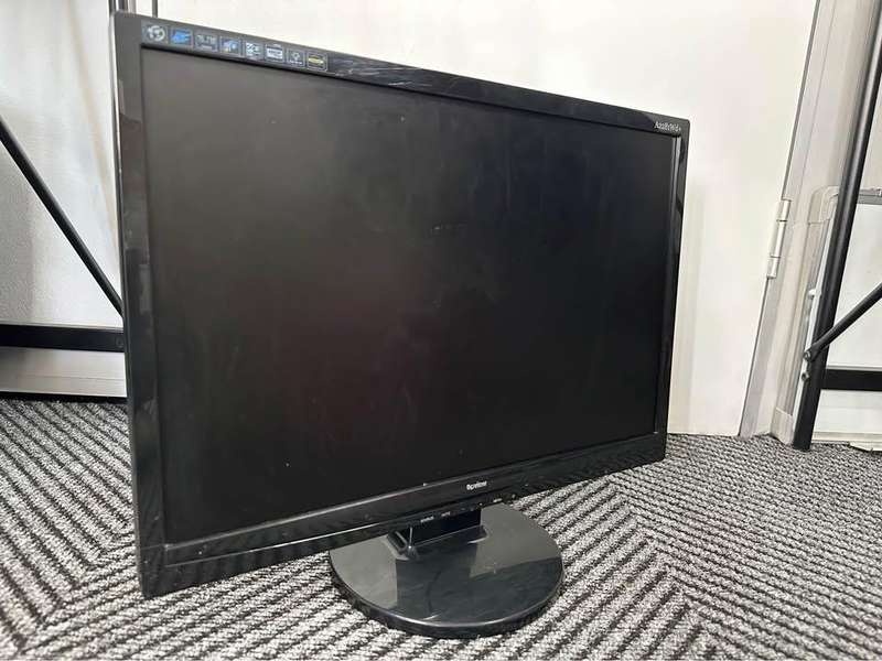 Assorted VGA Monitors preowned
