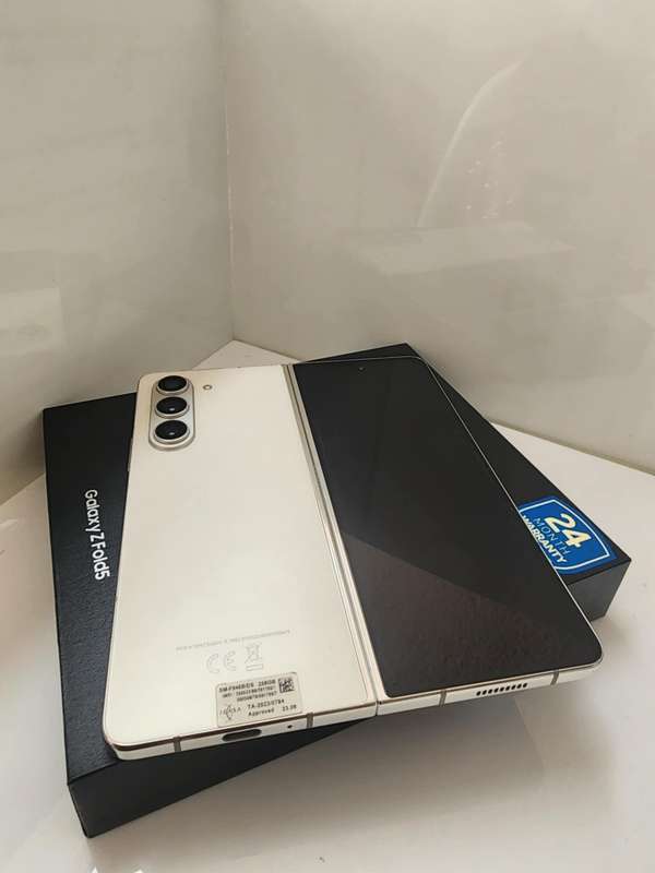 Samsung Z Fold 5 256GB preowned