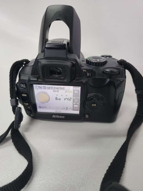 TRADE IN CLEARANCE  : NIKON DIGITAL CAMERA D40X