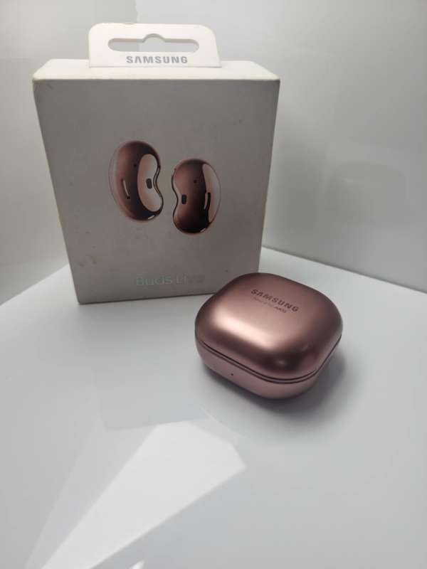 Samsung Buds Live preowned
