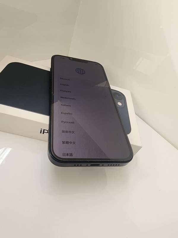 iPhone 13 128GB preowned