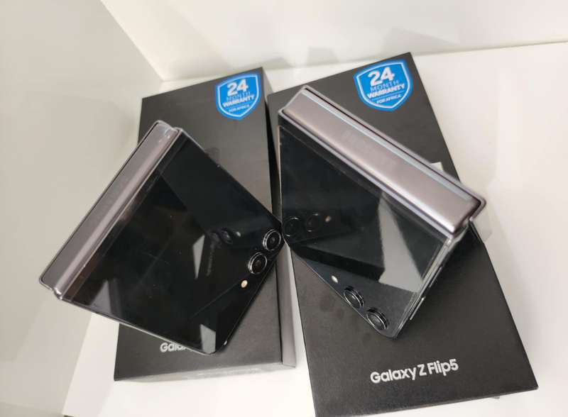 Samsung Galaxy Z Flip 5 256GB preowned