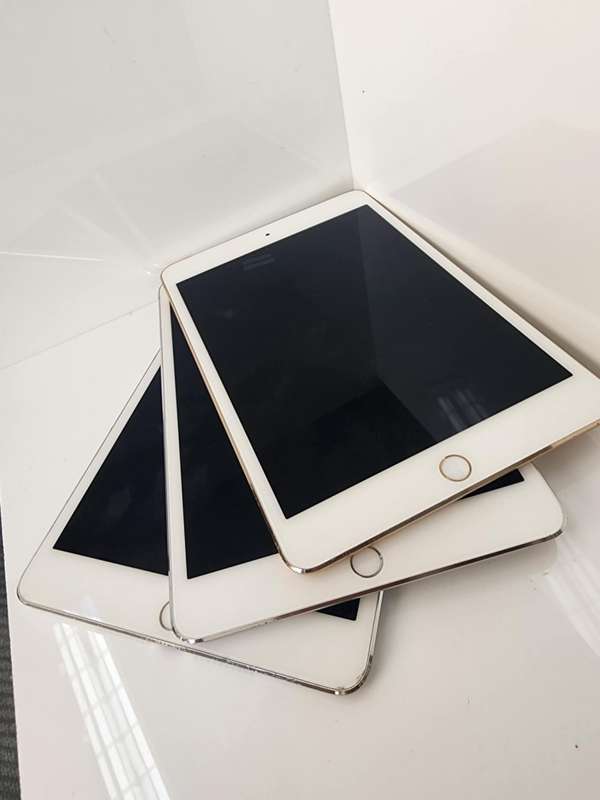 Apple ipad mini 4 16GB preowned