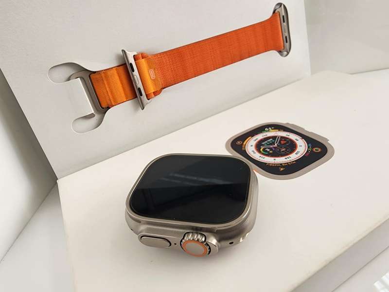 Apple watch ultra 48mm - Orange Alpine loop preowned